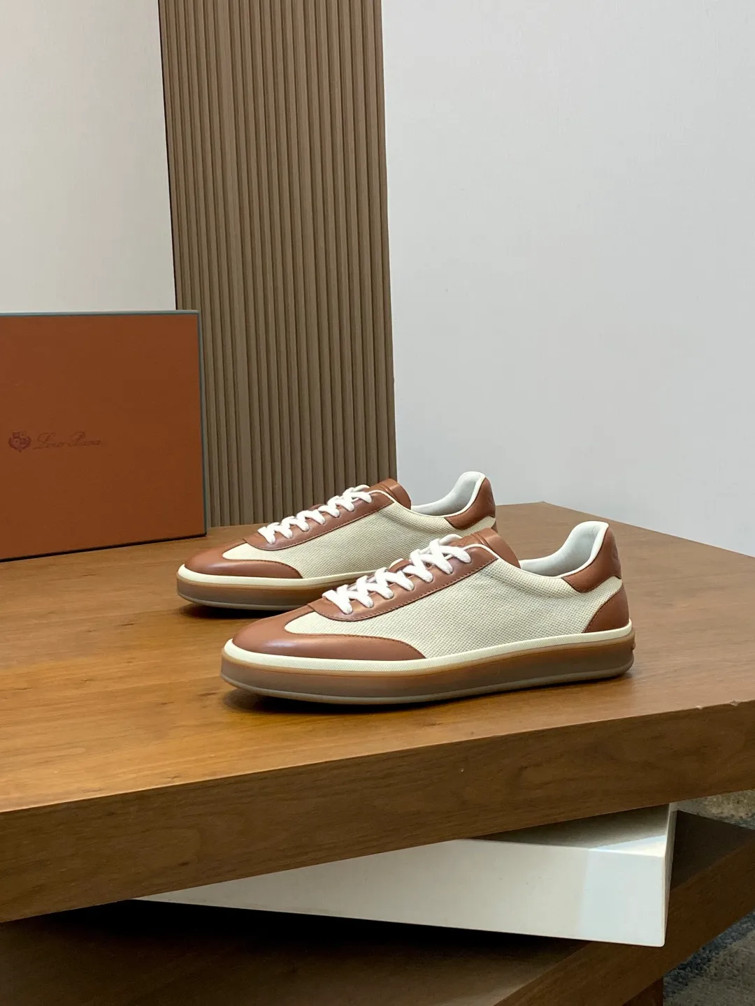 💰760 Loro Piana - Classic casual shoes, men's lace-up casual shoes and sneakers, high-quality lightweight and comfortable fabrics, suitable for outdoor leisure, the color scheme is young and energetic, and it looks great with sportswear or casual suits! Code number: 39-44 (38, 45, 46, can be customized)